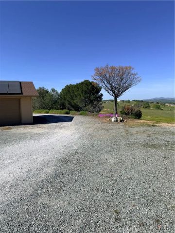 9556 Banderilla, La Grange, CA 95329