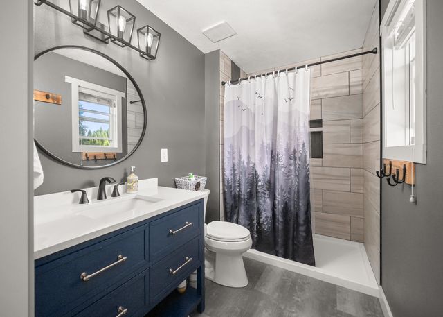 3807 E Tanager Ln, Mead, WA 99021