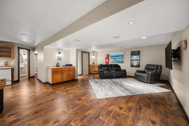 3807 E Tanager Ln, Mead, WA 99021