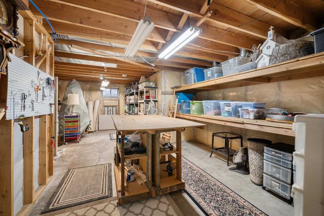 3807 E Tanager Ln, Mead, WA 99021