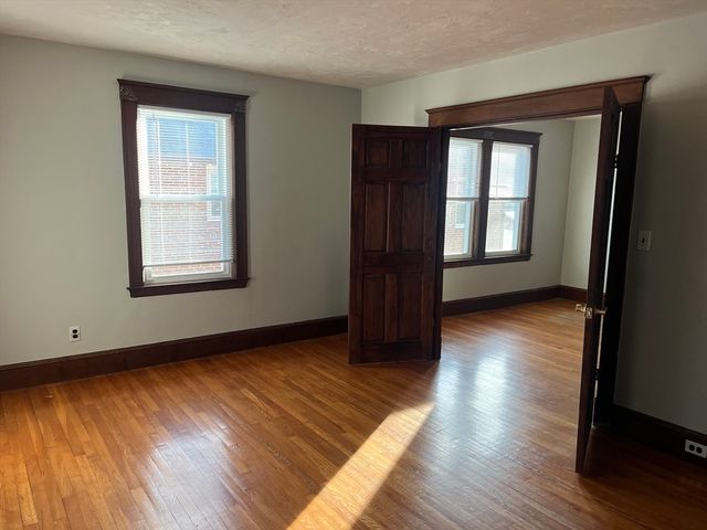 14 Eddy Street 2, Waltham, MA 02353