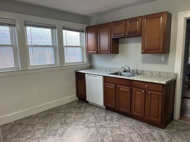 14 Eddy Street 2, Waltham, MA 02353