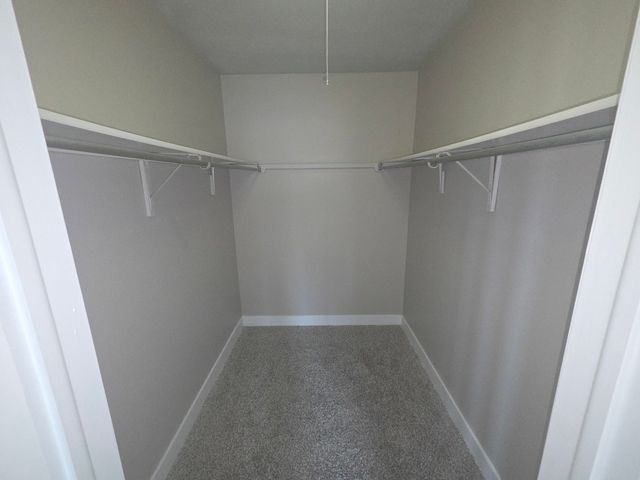 299 Pembridge Lane D2, Schaumburg, IL 60193