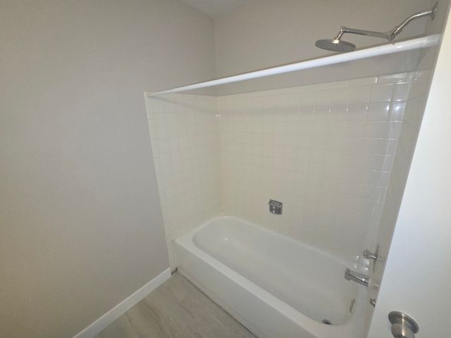 299 Pembridge Lane D2, Schaumburg, IL 60193