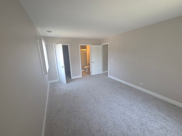 299 Pembridge Lane D2, Schaumburg, IL 60193