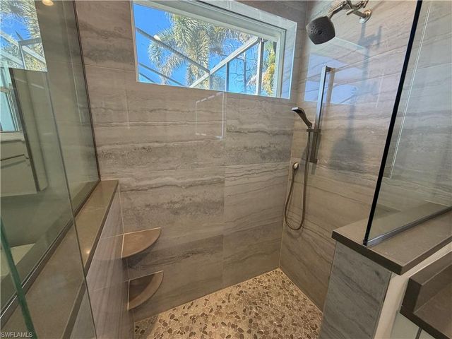 7080 Timberland CIR, Naples, FL 34109