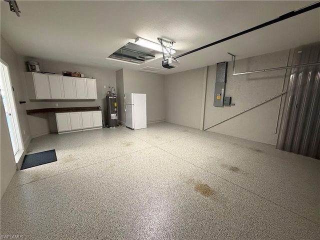 7080 Timberland CIR, Naples, FL 34109