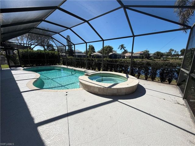 7080 Timberland CIR, Naples, FL 34109