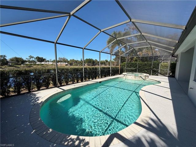 7080 Timberland CIR, Naples, FL 34109