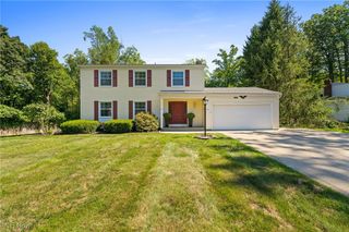 9755 Ridgeview Trail, Concord, OH 44060