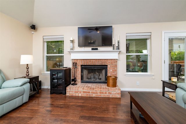 1808 Estates Drive, Mansfield, TX 76063
