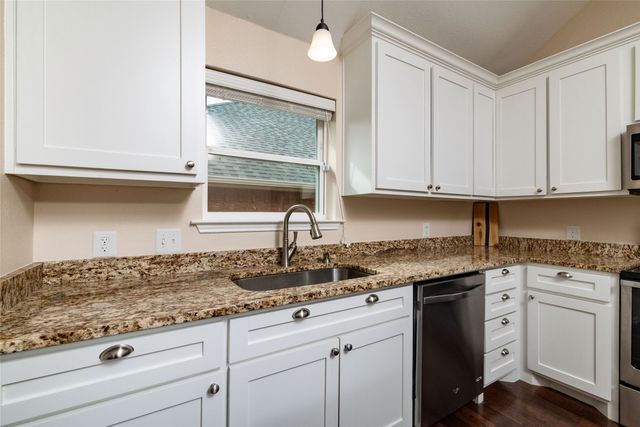 1808 Estates Drive, Mansfield, TX 76063