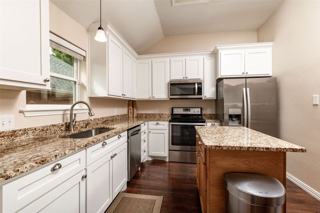 1808 Estates Drive, Mansfield, TX 76063