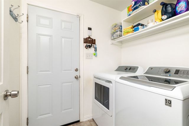1808 Estates Drive, Mansfield, TX 76063