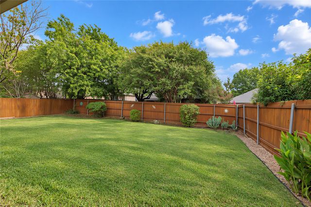 1808 Estates Drive, Mansfield, TX 76063