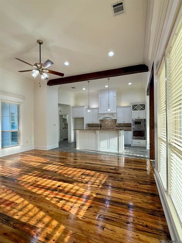 12084 Rotterdam Ave, Geismar, LA 70734