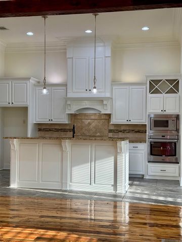 12084 Rotterdam Ave, Geismar, LA 70734