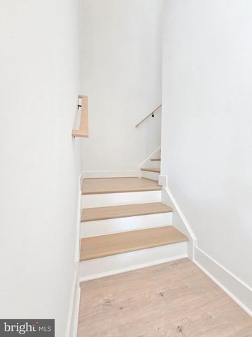 2106 TYSONS RIDGELINE RD, Falls Church, VA 22043