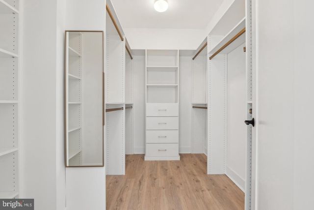 2106 TYSONS RIDGELINE RD, Falls Church, VA 22043
