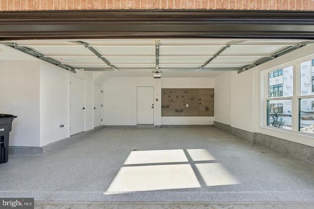 2106 TYSONS RIDGELINE RD, Falls Church, VA 22043