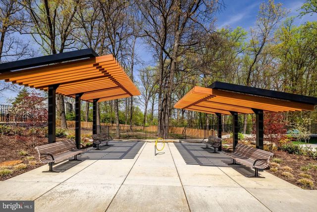 2106 TYSONS RIDGELINE RD, Falls Church, VA 22043