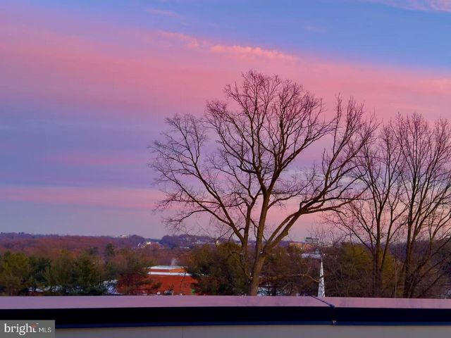 2106 TYSONS RIDGELINE RD, Falls Church, VA 22043
