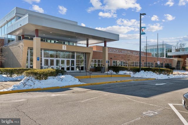 2106 TYSONS RIDGELINE RD, Falls Church, VA 22043