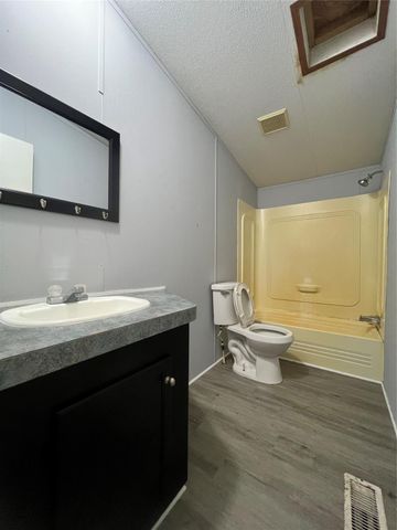 16197 Western Echo Road, Conroe, TX 77302