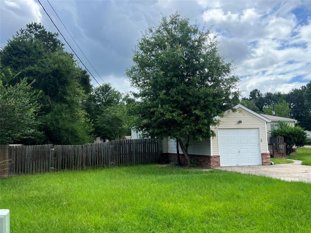 16197 Western Echo Road, Conroe, TX 77302
