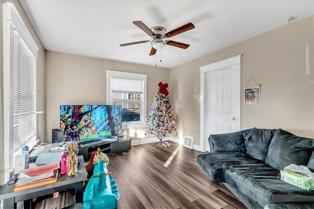 3021 N 21st Street, Kansas City, KS 66104