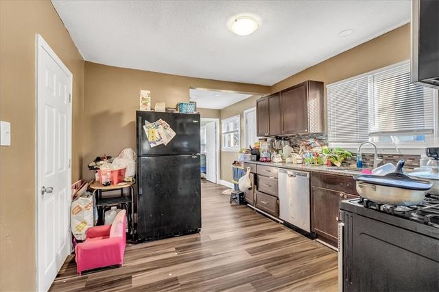 3021 N 21st Street, Kansas City, KS 66104