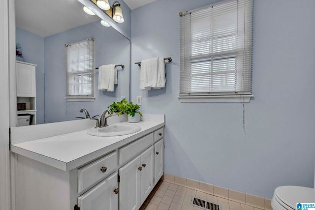 104 COMANCHE CIRCLE, Alabaster, AL 35007