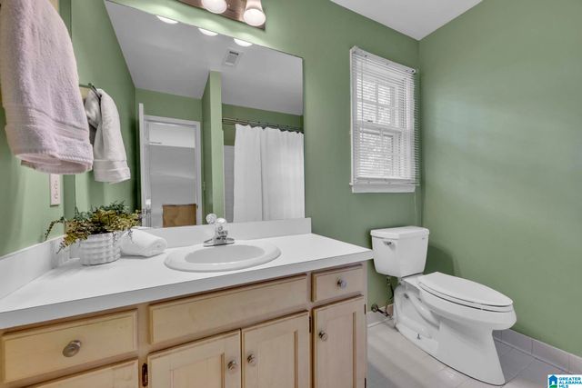 104 COMANCHE CIRCLE, Alabaster, AL 35007