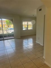 8826 W Flagler St 102, Miami, FL 33174