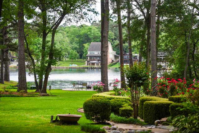1513 Lake Park Circle, Hideaway, TX 75771