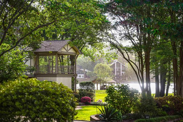 1513 Lake Park Circle, Hideaway, TX 75771