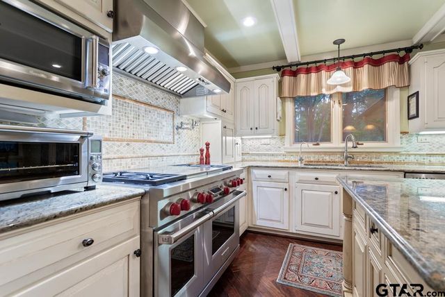 1513 Lake Park Circle, Hideaway, TX 75771