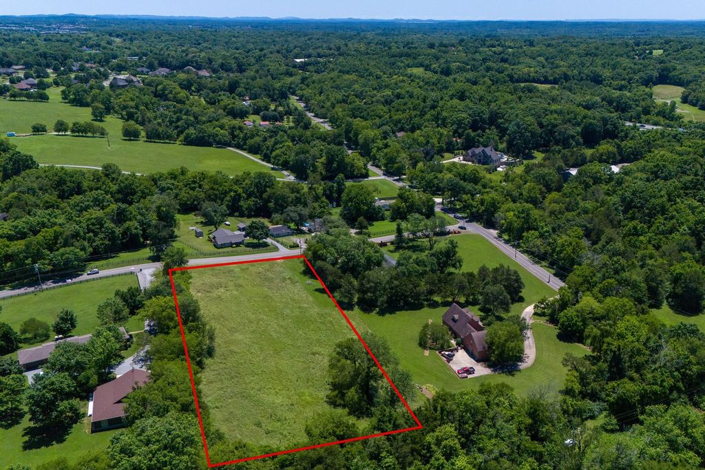 89 Chandler Road, Mount Juliet, TN 37122