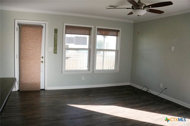 1978 Bayview Drive, Palacios, TX 77465