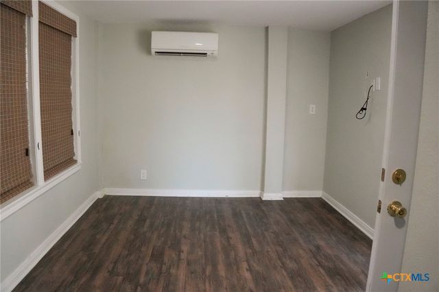 1978 Bayview Drive, Palacios, TX 77465