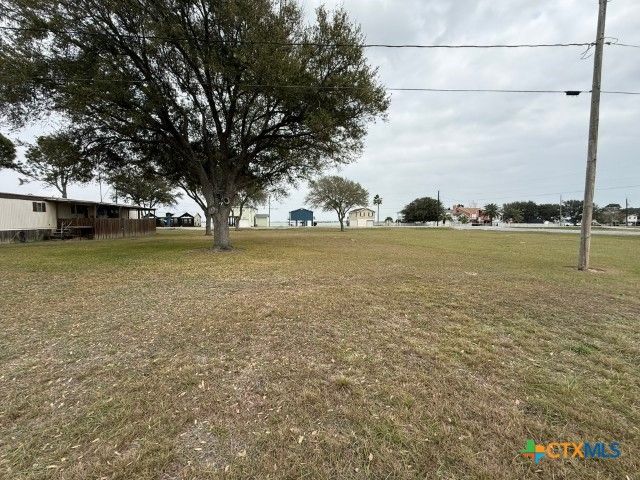 1978 Bayview Drive, Palacios, TX 77465
