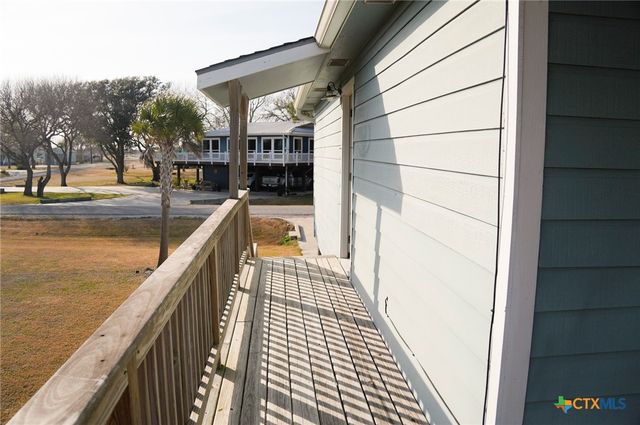 1978 Bayview Drive, Palacios, TX 77465