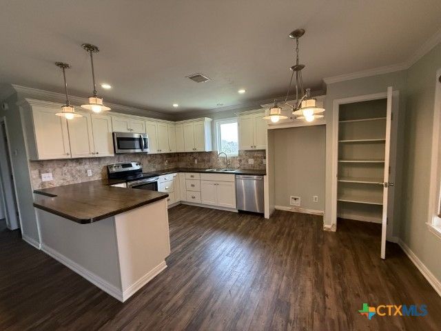 1978 Bayview Drive, Palacios, TX 77465