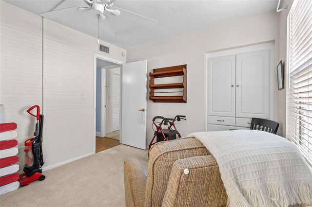 3970 37TH STREET S 14, St Petersburg, FL 33711