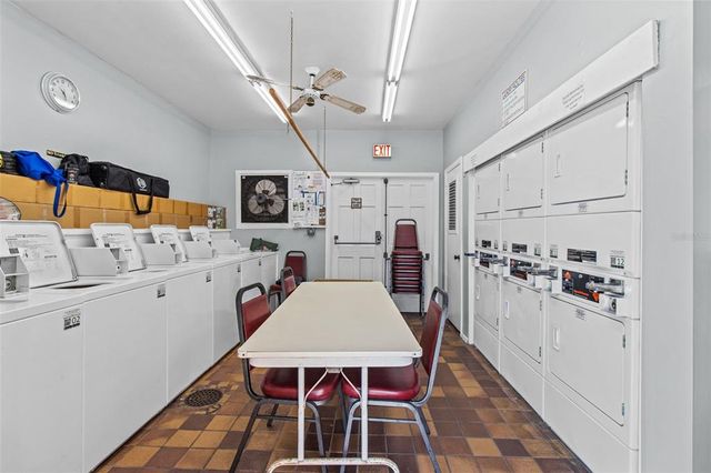 3970 37TH STREET S 14, St Petersburg, FL 33711
