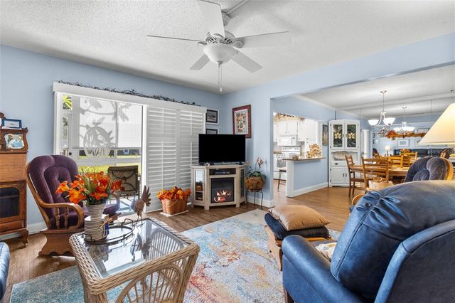 3970 37TH STREET S 14, St Petersburg, FL 33711