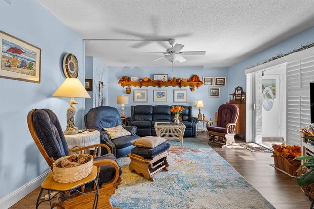 3970 37TH STREET S 14, St Petersburg, FL 33711