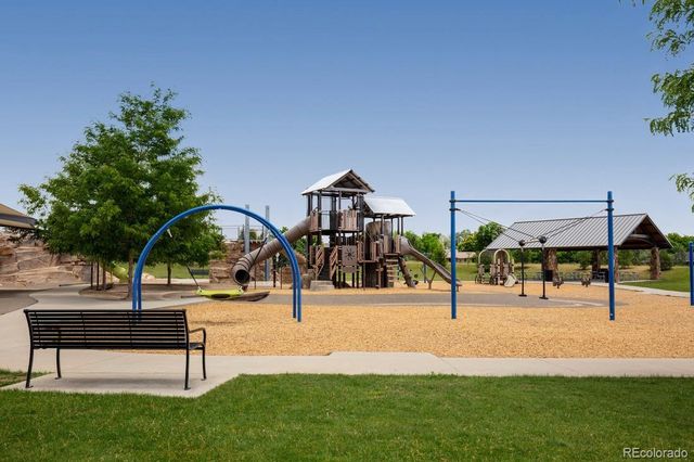 3344 Sapinero Court, Loveland, CO 80538