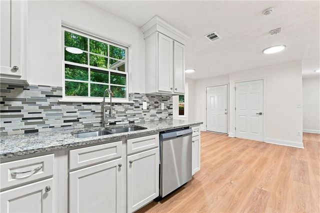 1338 Armstead Circle, Monroe, GA 30655