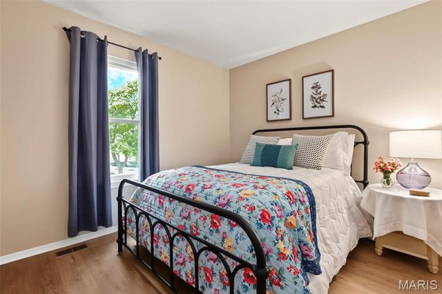 6501 Suson Oaks Drive, St Louis, MO 63128